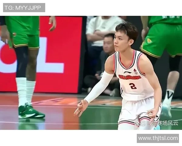 运动员成长之路:从训练到赛场的坚持与突破 运动员成长之路:从训练到赛场的坚持与突破